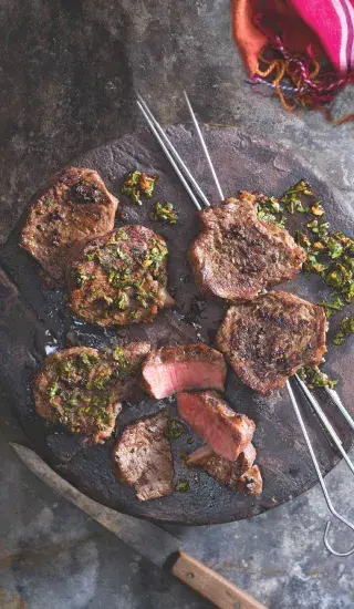 Argentinský steak s omáčkou chimichurri