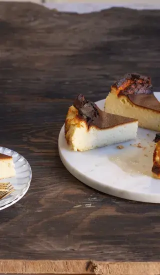 Baskický spálený cheesecake