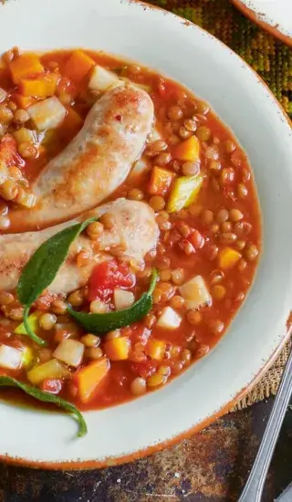 Čočková polévka se salsicciou