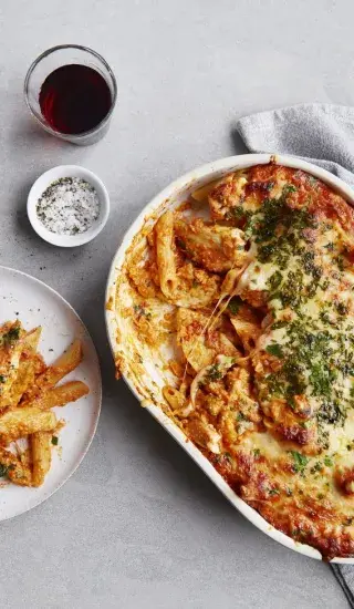 Zapečené těstoviny s kuřetem a mascarpone