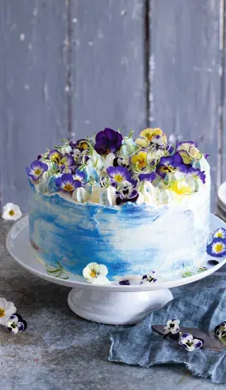 Slavnostní dort chiffon s limetkou, zázvorem a kokosem