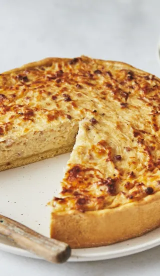 Slaný cibulový koláč