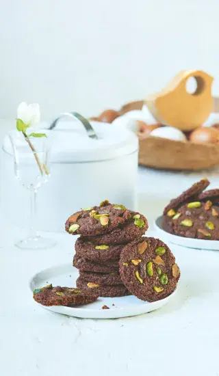 Čokoládové sušenky z mazance s pistáciemi