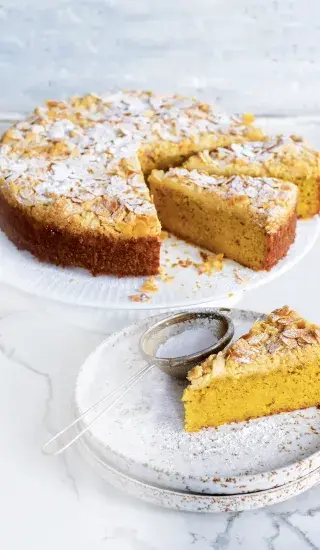 Dýňovo-jablečný koláč s drobenkou