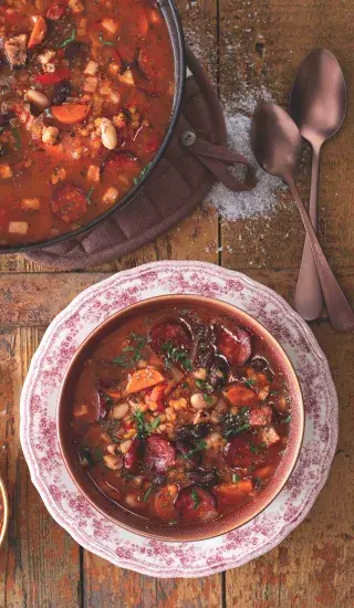 Fazolovo-čočková vyprošťovací polévka