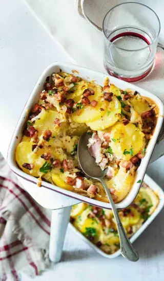 Francouzské brambory se sýrem