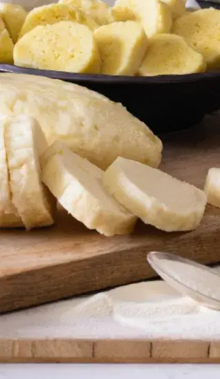 Kynuté houskové knedlíky