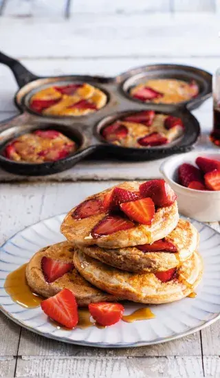 Kefírové lívance s jahodami