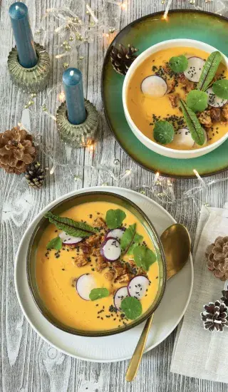 Krém z pečené zeleniny s tempehem