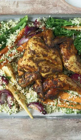 Kuře s mladou zeleninou a bulgurem