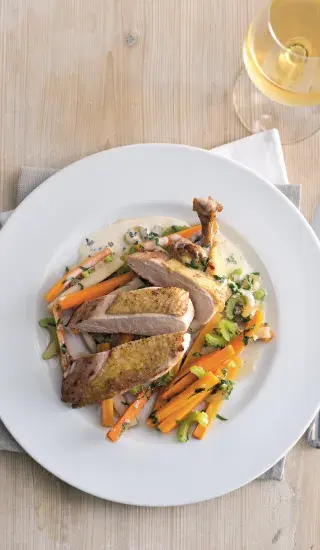 Kuřecí supreme se zeleninou na cideru & estragonovou omáčkou