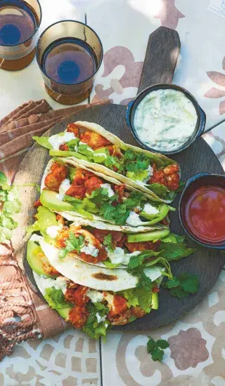 Květákové buffalo tacos