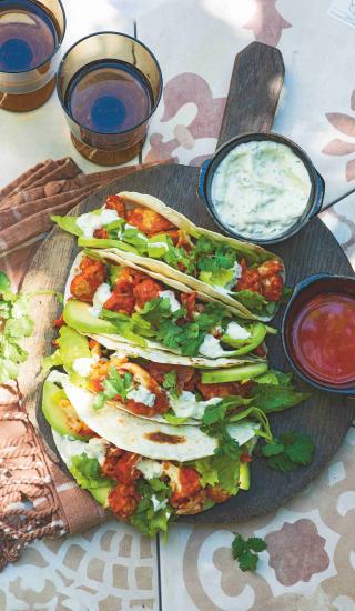 Květákové buffalo tacos