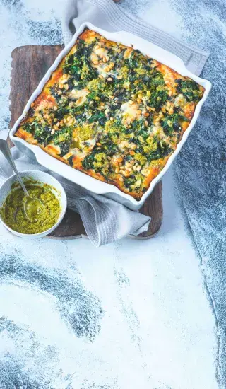 Lasagne se špenátem, pestem a šunkou