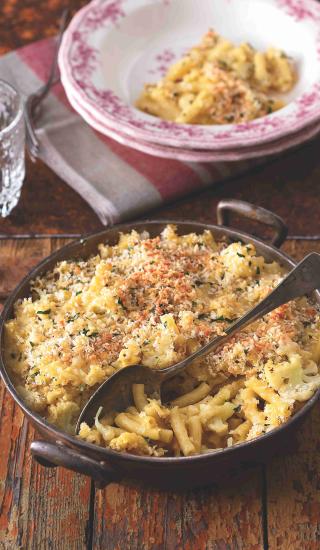 Mac and cheese s květákem a kari