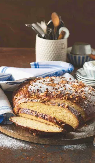 Stánin mandlový mazanec