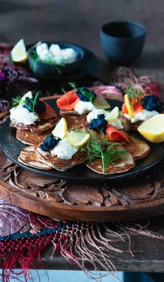 Moderní pohankovo-pšeničné bliny