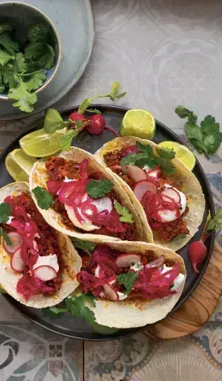 Mrkvovo-čočkové barbacoa s tortillami