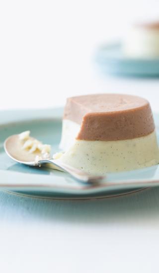 Panna cotta ochucená dvojí čokoládou