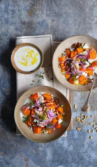 Pečená dýně s čočkou a fetou