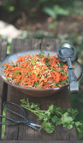Pikantní karotkový salát