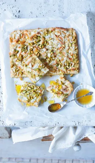 Bezlepkové pistáciové sušenky do formy