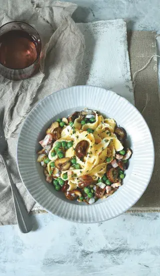 Podzimní těstoviny s hráškem a kaštany