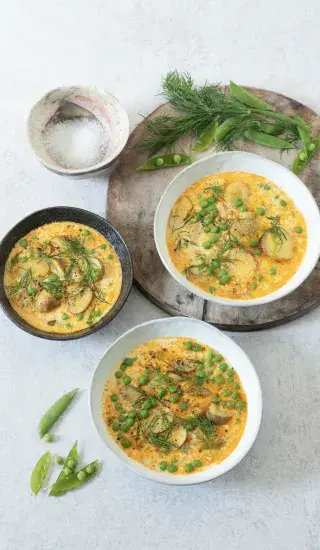 Polévka z brambor, hrášku a kopru