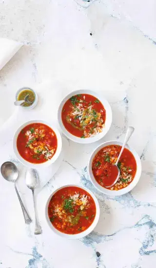 Rajčatová polévka s rýží