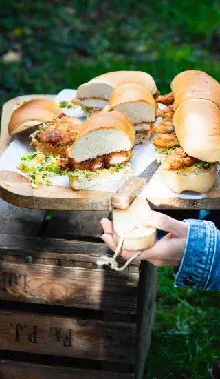 Sendvič s kuřecími stripsy