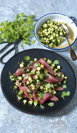 Steak s cuketovou salsou