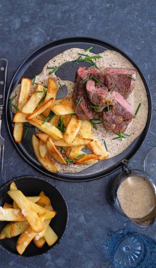 Steak se smetanovo-hořčičnou omáčkou