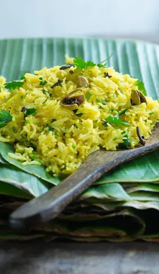 Šafránová divoká rýže