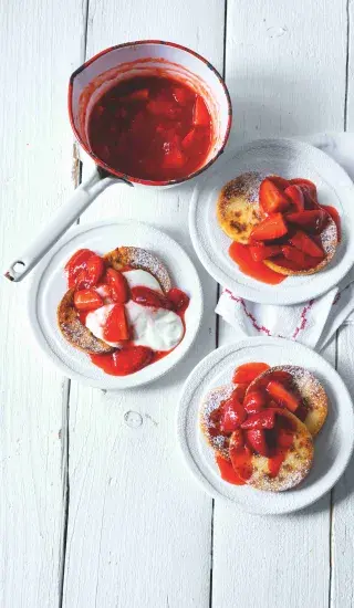 Syrniky s jahodovou omáčkou