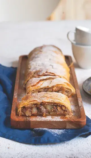 Tažený štrúdl s jablky