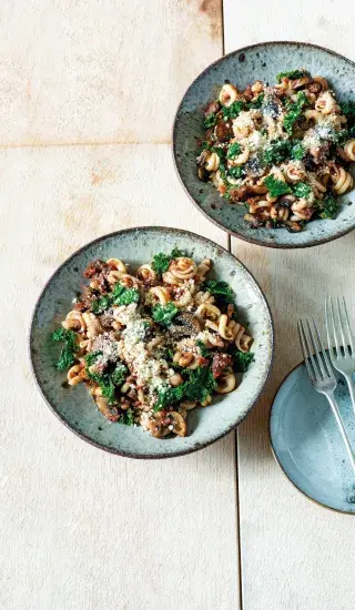 Těstoviny s mletým hovězím a fazolemi