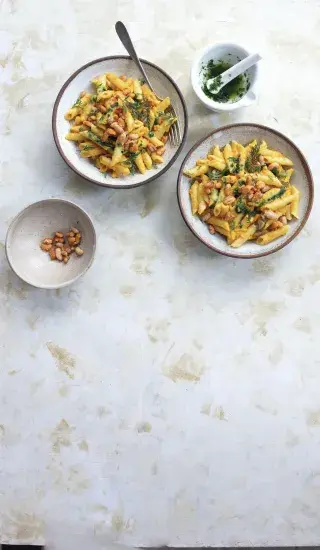 Těstoviny s omáčkou z pečené mrkve