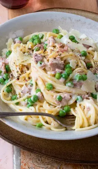 Těstoviny s tuňákem