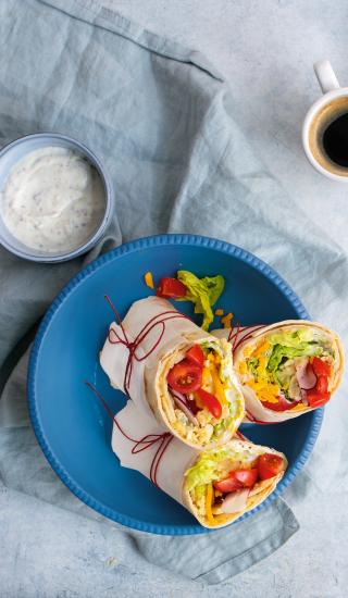 Tortilla s míchanými vejci a zeleninou