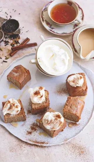 Třímlékový koláč s chai