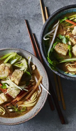 Veganský ramen s houbami