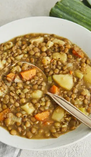 Vegetariánské čočkové ragú