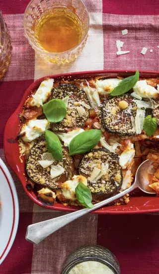Zapečené ziti s lilkem a ricottou