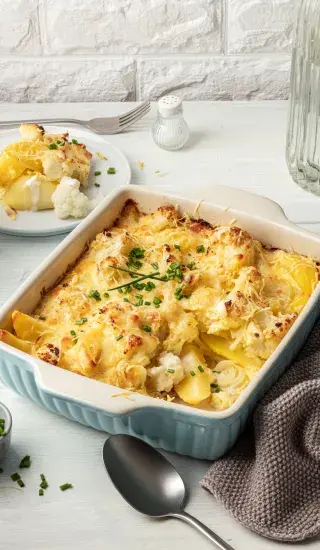 Zapečený květák s bramborami