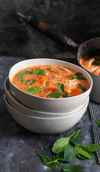 Zeleninová polévka s kuřátkem