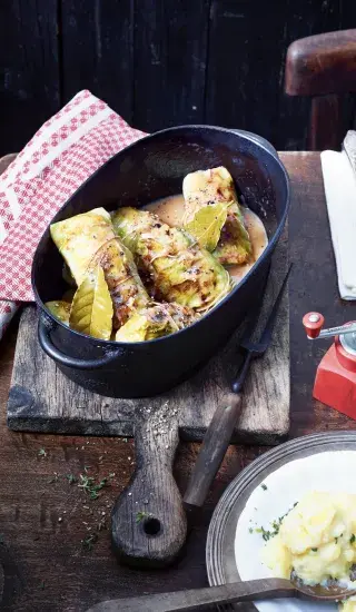 Zelné závitky s bramborovou kaši