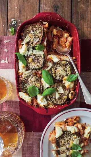 Zapečené těstoviny ziti s lilkem a ricottou