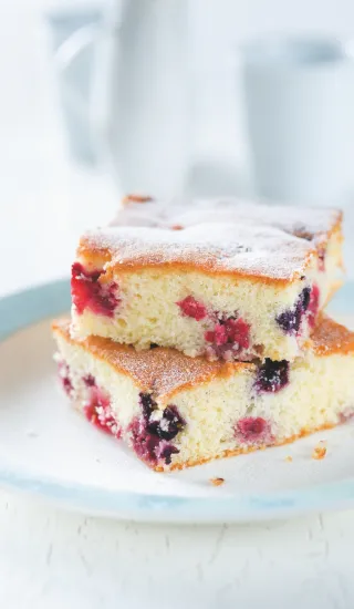 Šlehačková bublanina s ovocem