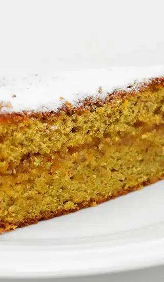 Carrot cake (mrkvový dort)