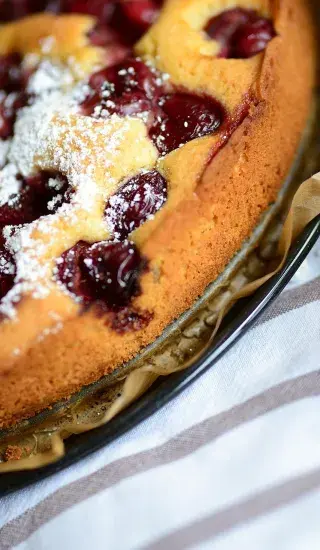 Jogurtová hrnková buchta s ovocem